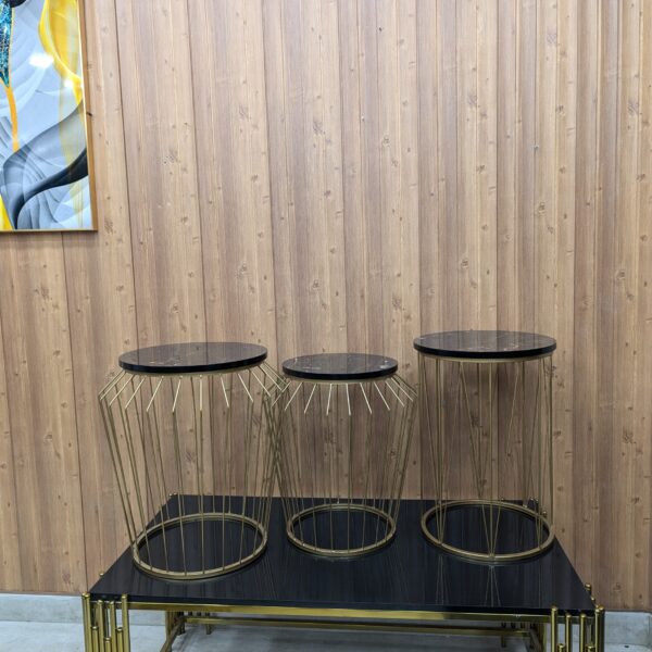 Round Nesting Tables